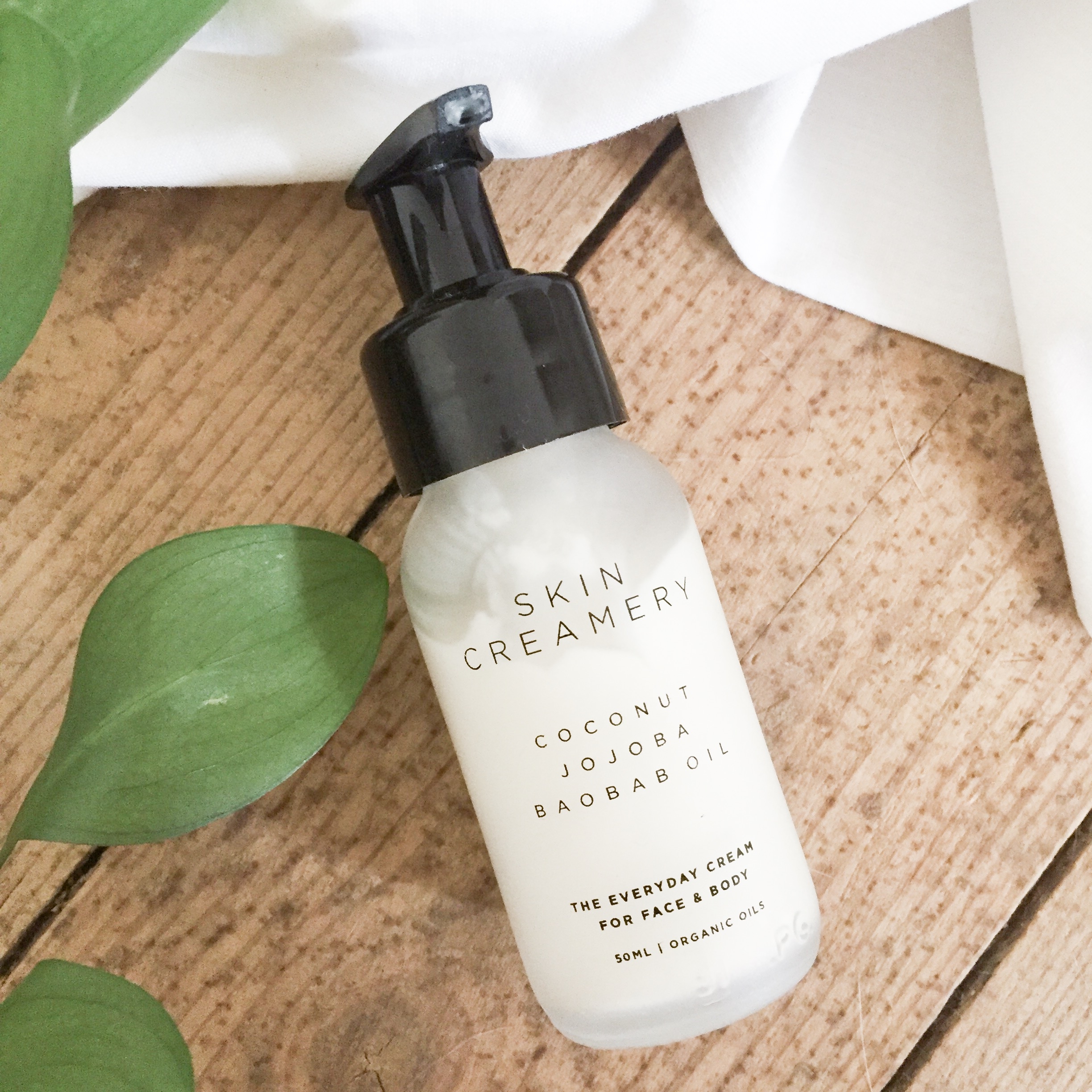 Skin Creamery is a proudly South African product. It is completely natural, vegan and is based on essential oils. I tested out some of their products and wrote about what my first impressions were.